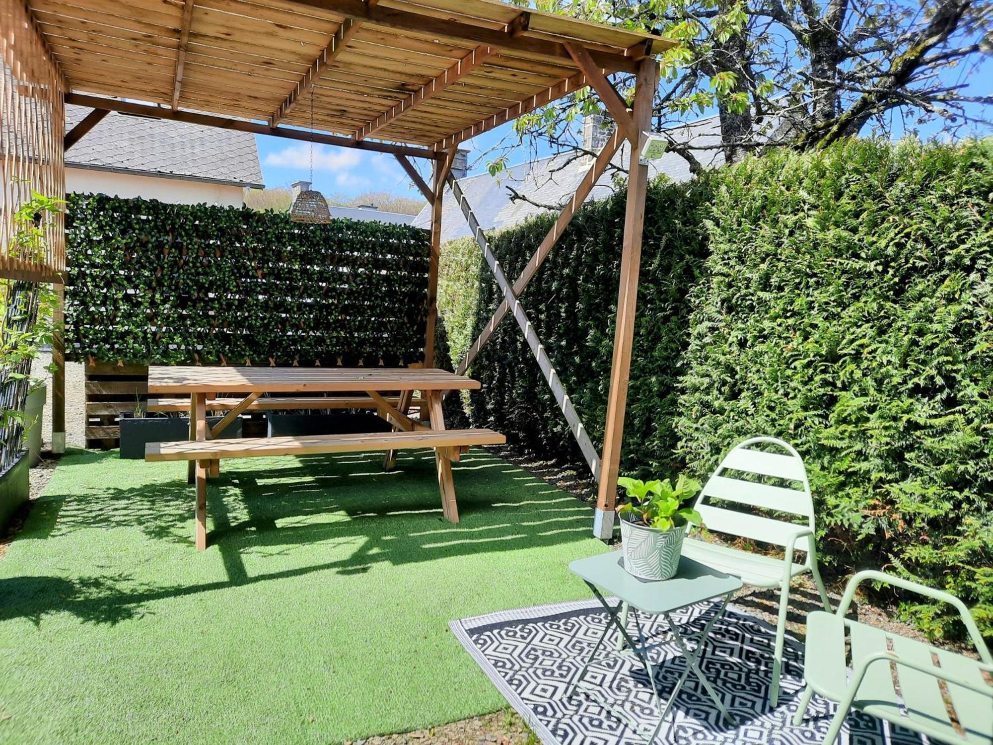 Le Gite De La Menuiserie Maisoncelles-la-Jourdan Exterior photo